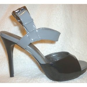 Nwb black and grey patent leather high heel shoes